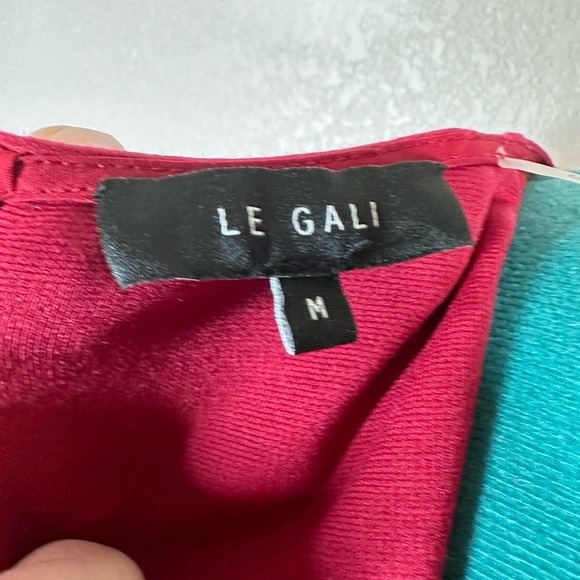 Le Gali Dress Ruby Red Ruffled Bell Sleeves NWOT - Picture 5 of 5